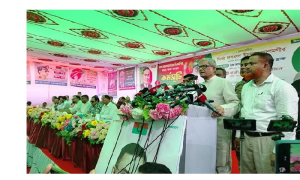 নির্বাচনে জামায়াতের 'বিপদ' দেখছেন ফখরুল