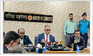 যুক্তরাষ্ট্র থেকে ফিরে যা বললেন বাণিজ্য উপদেষ্টা
