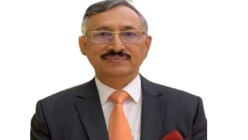 অবশেষে সেই শিক্ষা সচিবকে প্রত্যাহার