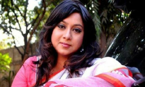টেনশনে আছেন শাবনূর