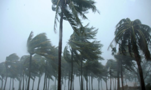 নিম্নচাপের জােয়ারে ভেসে যেতে পারে ১৫ জেলা