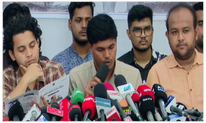 প্যানেলে পিছিয়ে থাকলেও ইশতেহারে প্রথম ছাত্রদল