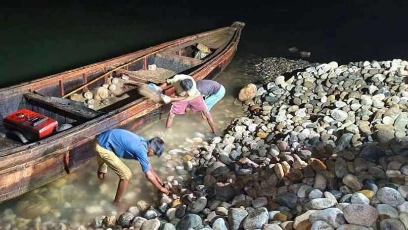 পাথার লুট ইস্যুতে হাইকোর্টের যে নির্দেশ