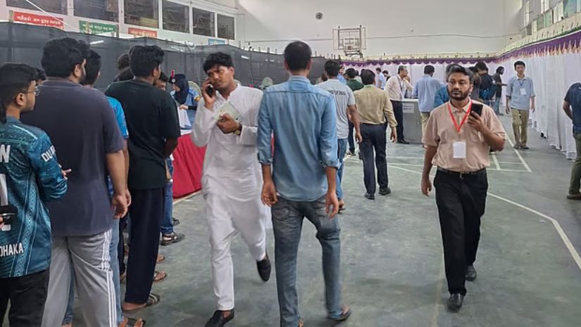 ডাকসু