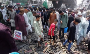 পদদলিত হয়ে দুজনের মৃত্যু