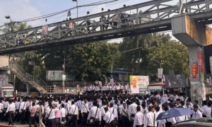 সাইন্সল্যাব মোড় অবরোধ