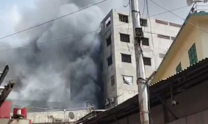 মিরপুরে ভয়াবহ আগুন