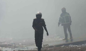 ২১ ঘণ্টায়ও পুরোপুরি নেভেনি আগুন