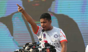 জনপ্রশাসন মন্ত্রণালয়ের ওপর ক্ষোভ ঝাড়লেন হাসনাত