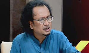 ‘দেশটার বিরুদ্ধে ড. ইউনূস শিরদাঁড়া শক্ত করে দাঁড়িয়েছেন’