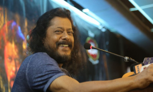 বাবা হওয়ার সংবাদ দিলেন জেমস