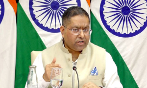 রুশ তেল কেনা বন্ধের বিষয়ে মুখ খুলল ভারত