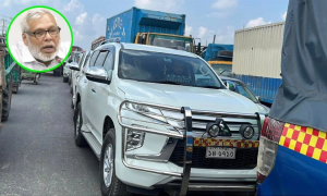 যানজটে আটকা সড়ক উপদেষ্টা