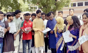 রাকসু নির্বাচনে শেষ মুহূর্তে প্রচারণা তুঙ্গে