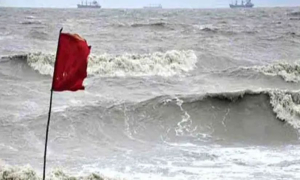 উত্তাল সমুদ্র, সতর্কতা সংকেত