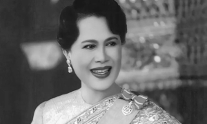 মারা গেছেন থাইল্যান্ডের সাবেক রানী
