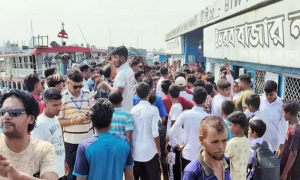 একযোগে সড়ক-রেল-নৌপথ অবরোধের ঘোষণা