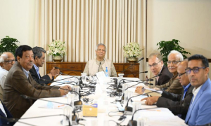 জুলাই সনদ নিয়ে অনিশ্চয়তা, সন্ধ্যায় জরুরি বৈঠকে বসছেন প্রধান উপদেষ্টা