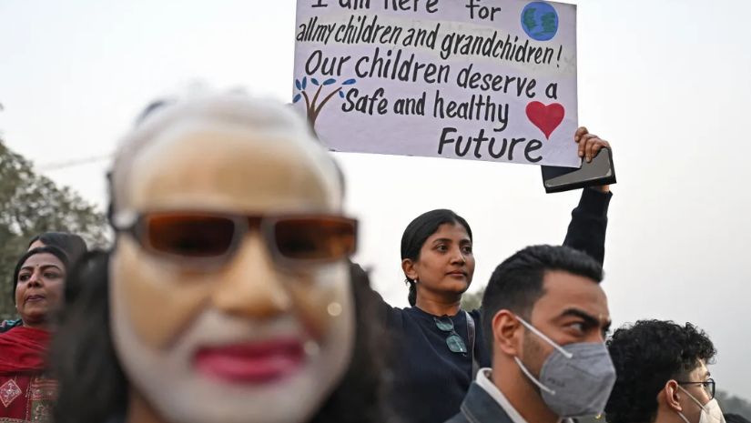 আমি নিঃশ্বাস নিতে চাই, বিক্ষোভে দিল্লিবাসী