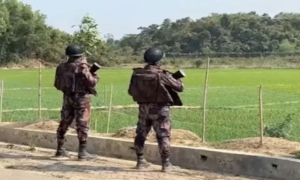 নিশ্চুপ প্রশাসন, মিয়ানমার সীমান্তের বাসিন্দারা আতঙ্কে