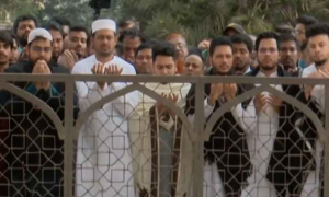 হাদির কবর জিয়ারতের মধ্য দিয়ে শুরু