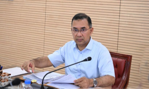 সংকট কাটাতে মালয়েশিয়ার স্মরণাপন্ন প্রধানমন্ত্রী