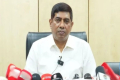 প্রধানমন্ত্রীর খালাতো ভাইয়ের টাকা ছিনতাই, অতঃপর...