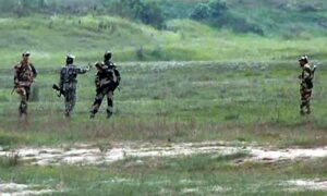 বাংলাদেশে ঢুকে দুই রাখালকে বিএসএফের গুলি