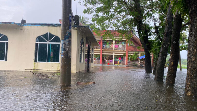 নোয়াখালীতে বন্যা পরিস্থিতির অবনতি